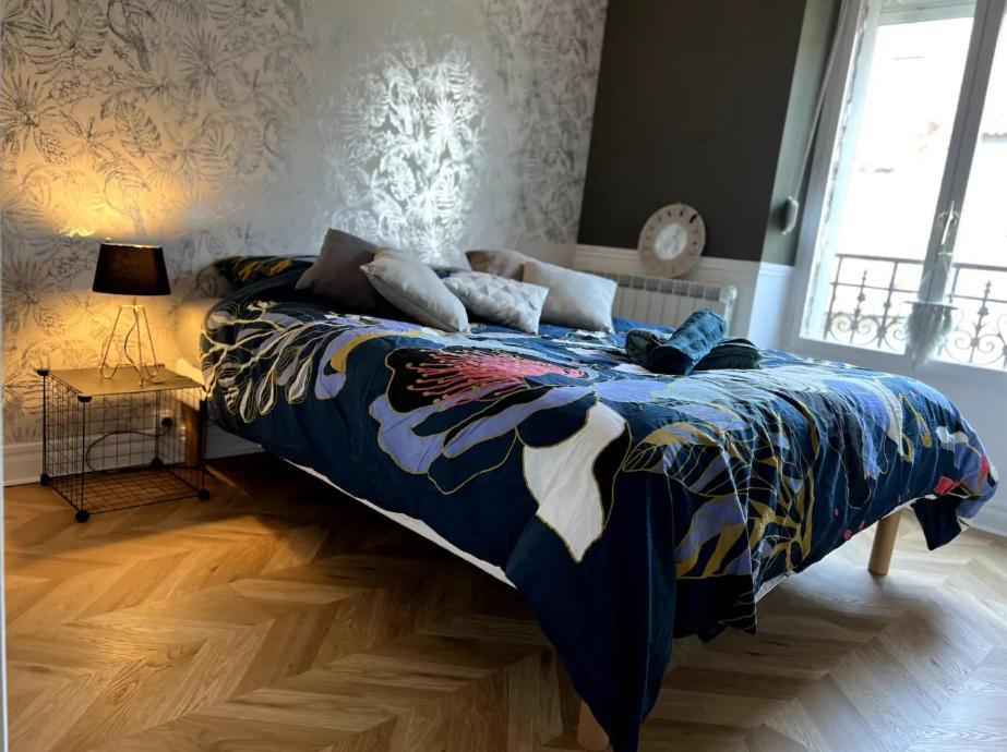 Ferienwohnung Coeur De Reims Logement Entier Exterior foto