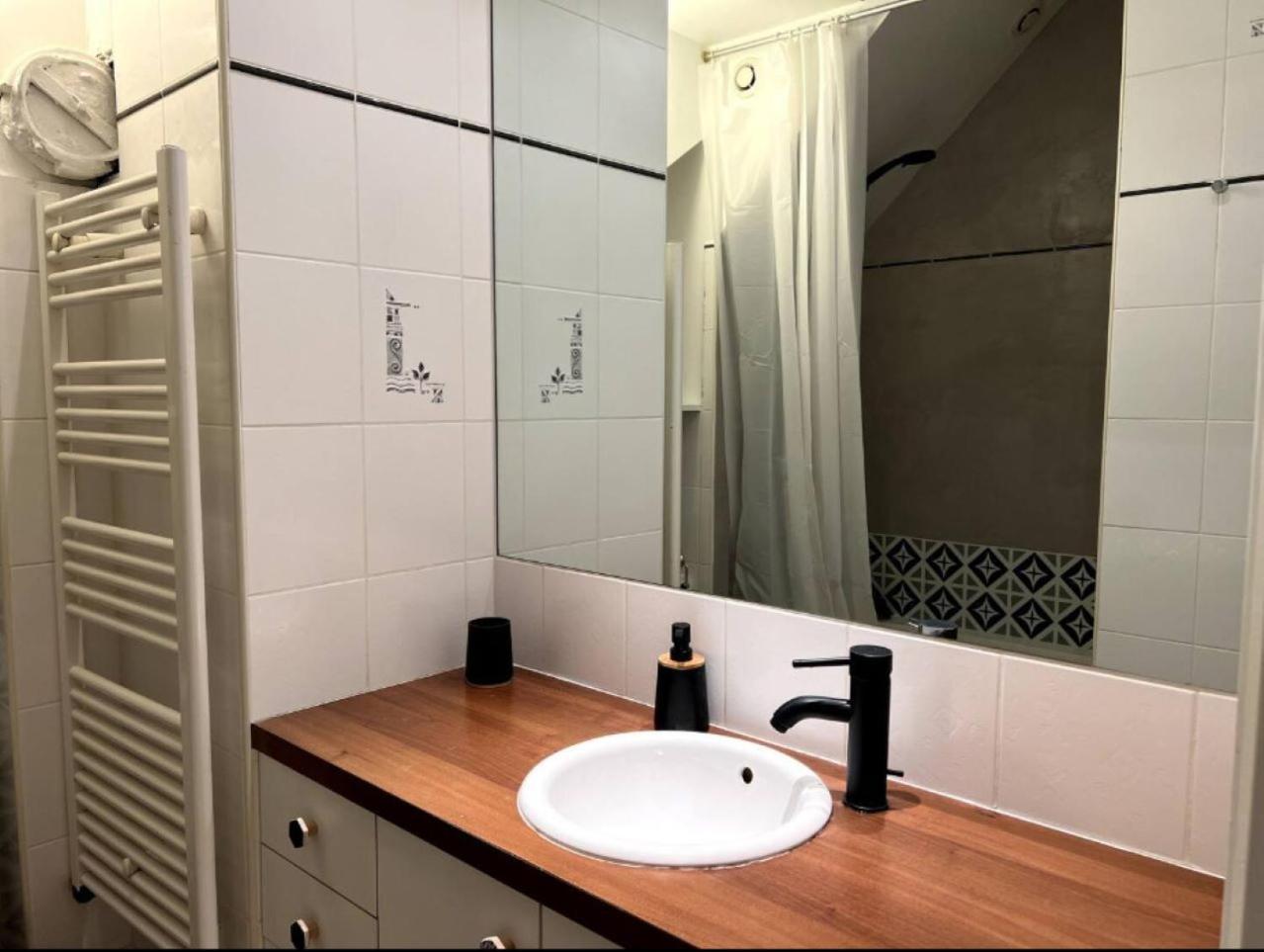 Ferienwohnung Coeur De Reims Logement Entier Exterior foto